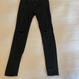 Distressed charcoal skinny Jeans